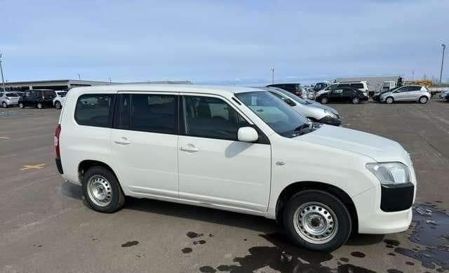 A picture of TOYOTA PROBOX