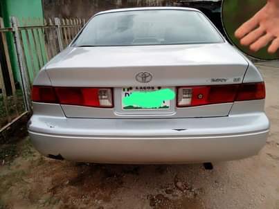 A picture of 2002 Toyota Camry with sound untampered engine and transmission Uyo