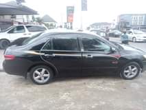 A picture of 2004 Honda Accord V4 Sound 4plugs engine Buy and drive