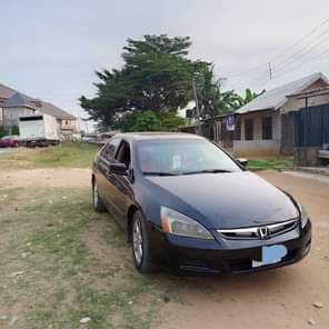 A picture of 2003 Honda EOD v6 engine very sound engine Ac intact