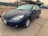 A picture of 2005 Lexus Es300 Neat