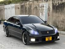 A picture of TOYOTA CROWN model 2006