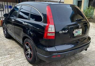 A picture of PRICE 4 5M NAIRA BUYER SETTLE AGENT 200K HONDA CR