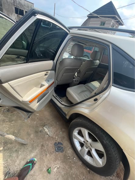 A picture of PRICE DROP 2007 RX350 full option Few months used but
