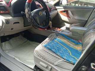 A picture of 2011 TOYOTA CAMRY