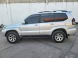 A picture of 2005 Toyota LandCruiser Prado 1