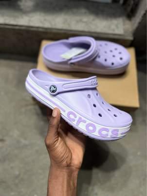 crocs