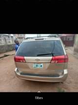 A picture of 2005 Toyota Sienna