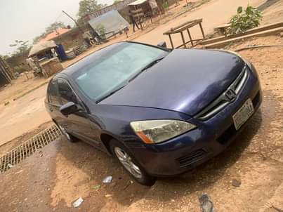 A picture of Honda Accord DC 2006