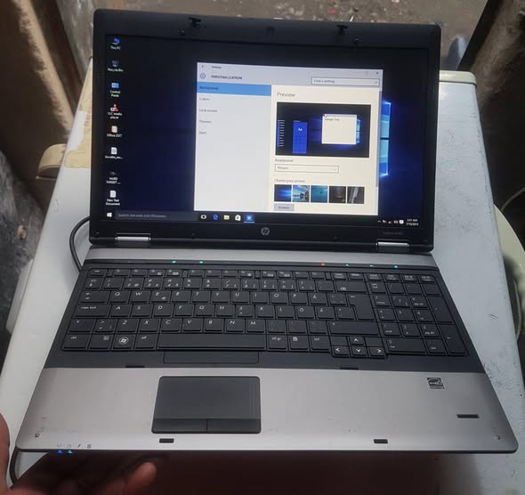 A picture of Hp probook laptop