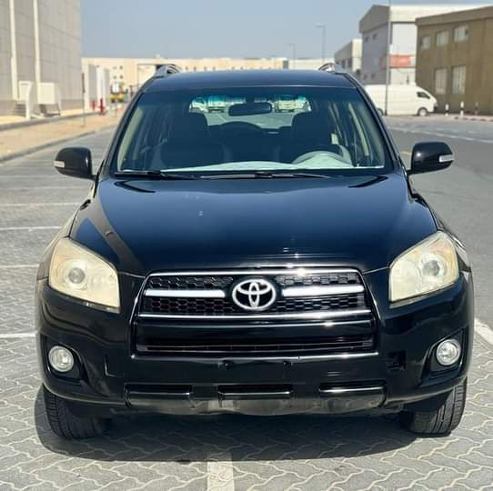 A picture of Toyota Rav4 2011 gcc watsapp 0551513562