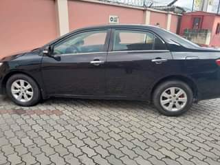 A picture of Toyota corolla 012