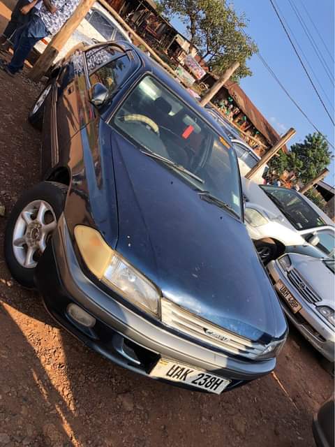toyota carina