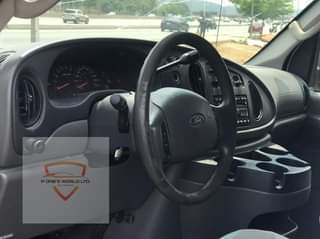 A picture of Direct Belgium Ford Econoline E150 Year 2007 Price 7 5m