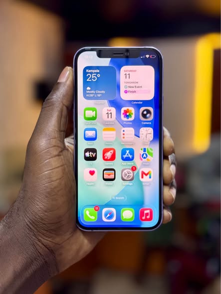 A picture of iPhone 12 64GB super clean piece at 635 000