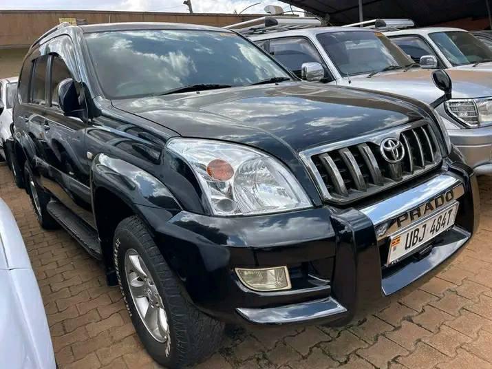 A picture of TX Land cruiser Ronaldo petrol vvti 2.7cc at 75m needed