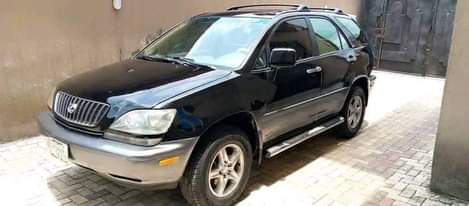 A picture of 2005 Lexus RX300 RX 6dr SUV