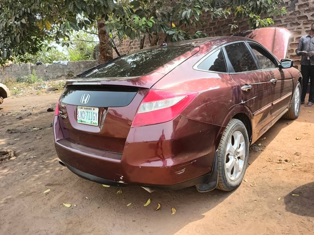 A picture of Honda Crosstour 2010 Available for sale or swap Call or