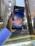 A picture of Samsung note 8 128gb 6gb ram with a little crack
