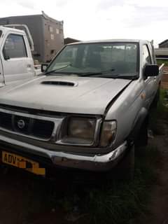 used nissan hardbody