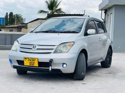 used toyota ist