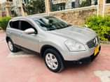 A picture of 2005 Nissan DUALIS