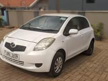 A picture of Vitz 1.3cc at 15.7m call 0706260442