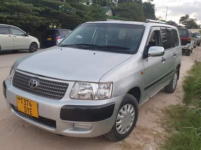 A picture of TOYOTA SUCCEED