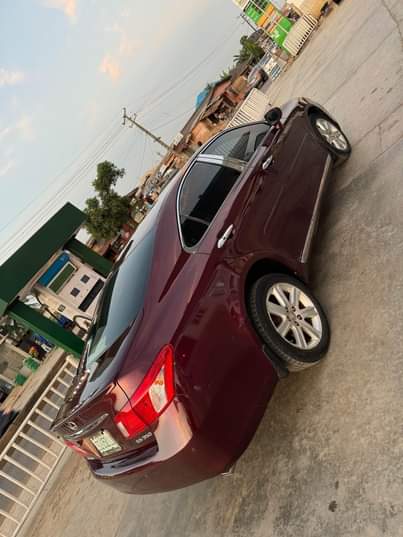 A picture of Registered Es350 2008