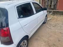 A picture of UBER BOLT STANDARD