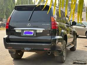 A picture of DISTRESS SALE Sound 2005 GX460 everything intact just buy and