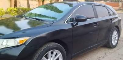 A picture of Season Super deal Neatly used resprayed 2010 Toyota Venza 4plugs