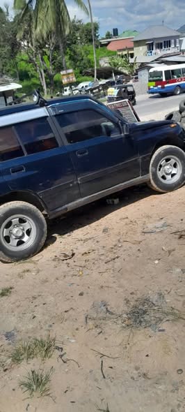 A picture of Suzuki escudo BEI MILLION 4 5 Full file Auto Niko