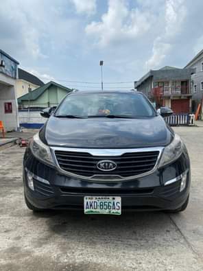 A picture of 100 PURE FIRST BODY 2011 KIA SPORTAGE SELLING FOR 7mill