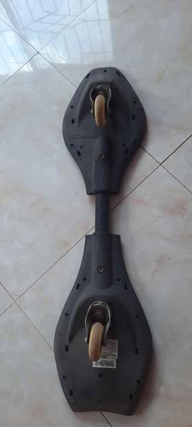 A picture of Razor ripstik Caster board classic collection 2 wheel