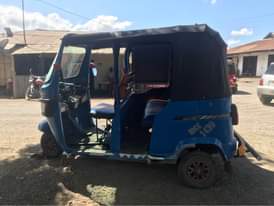 A picture of Bajaji nzuri sana CBN inauzwa 2.9ml MBEYA MJINI Nipigie 0621239433