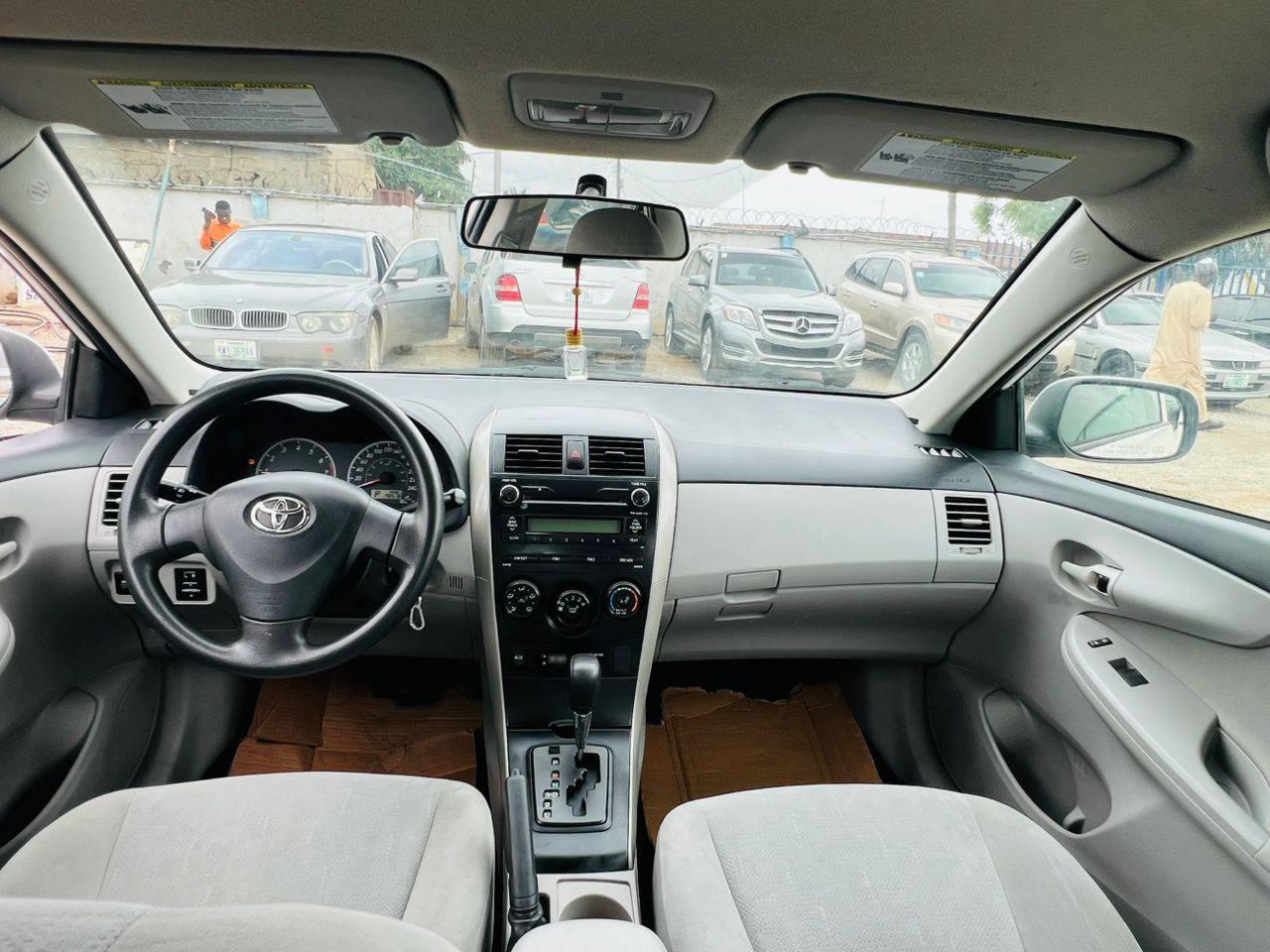 A picture of 2012 Toyota Corolla LE 2012