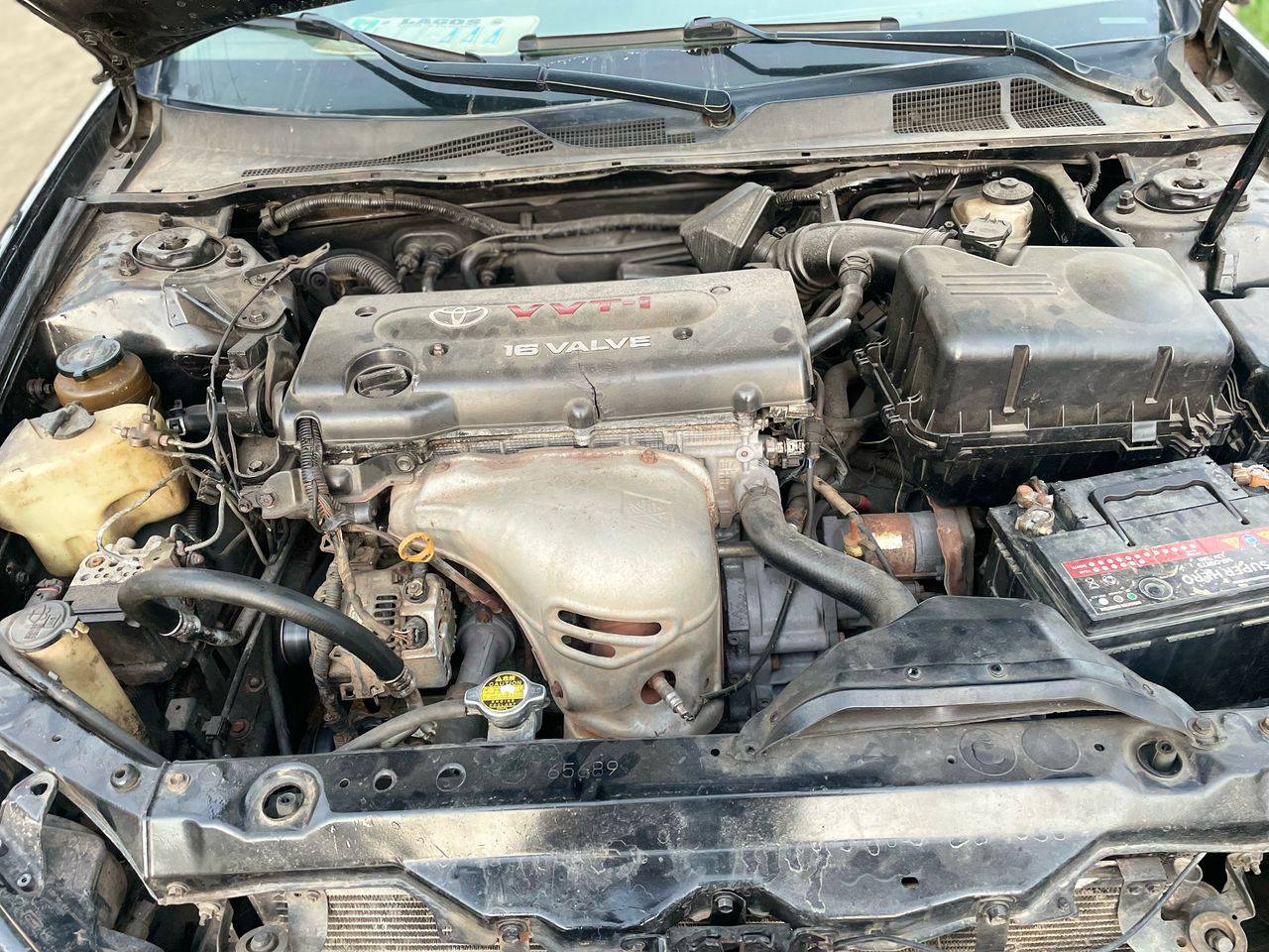 A picture of Toyota Camry 05