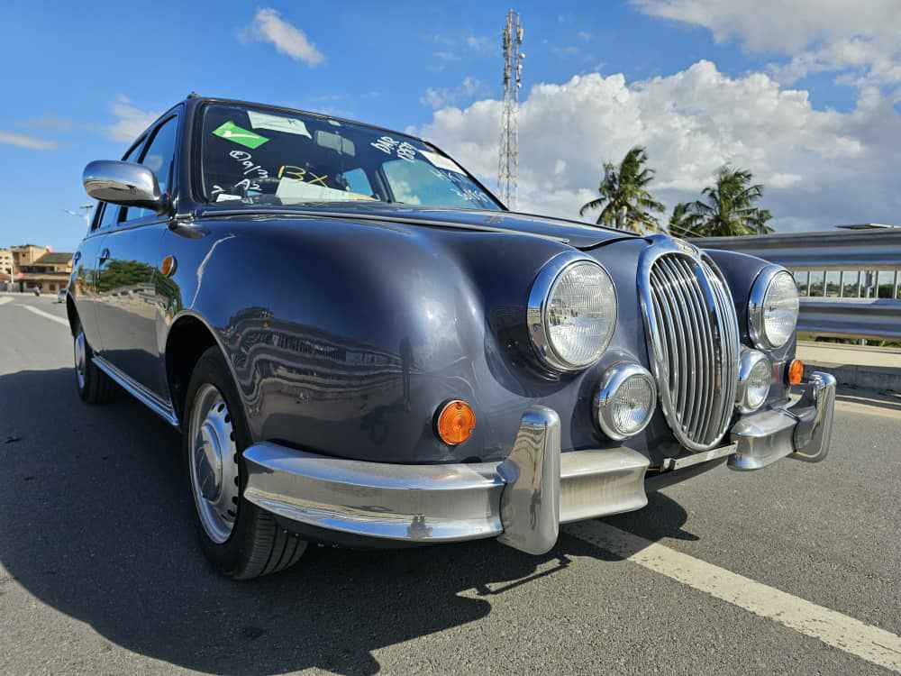 A picture of NISSAN MITSUOKA 0652564588