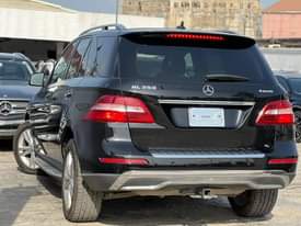 A picture of Mercedes Benz ML350 2013