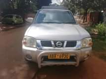 used nissan np300