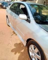 A picture of I HAVE THIS TOYOTA CAMRY SPORT 04 PRICE 2 6