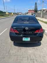 A picture of Awoof Toyota Avalon 2009 working perfect engine and gear ac