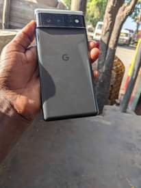 A picture of Google pixel 6 imebadil mfuniko wah gb128 ram8 net5g finger