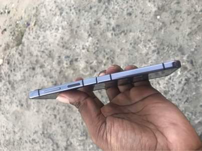 A picture of Samsung galaxy FLIP 5