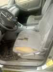A picture of 06 Toyota Highlander everything is working going for 1 8m