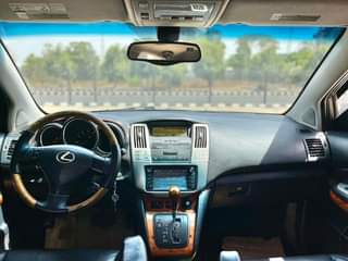 A picture of FOREIGN STANDARD 2006 LEXUS RX350
