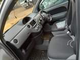 A picture of Toyota sienta