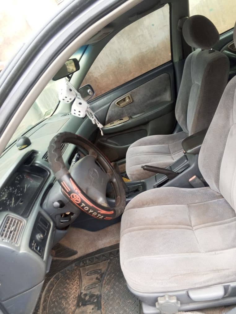 A picture of Toyota Camry pencil