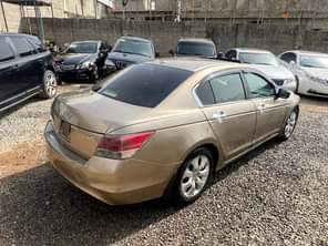 A picture of Brand Honda Model Accord Year 2008 A C cooling Price